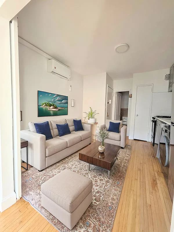 Entire apartment in East Village, Manhattan — photo 6 of 6