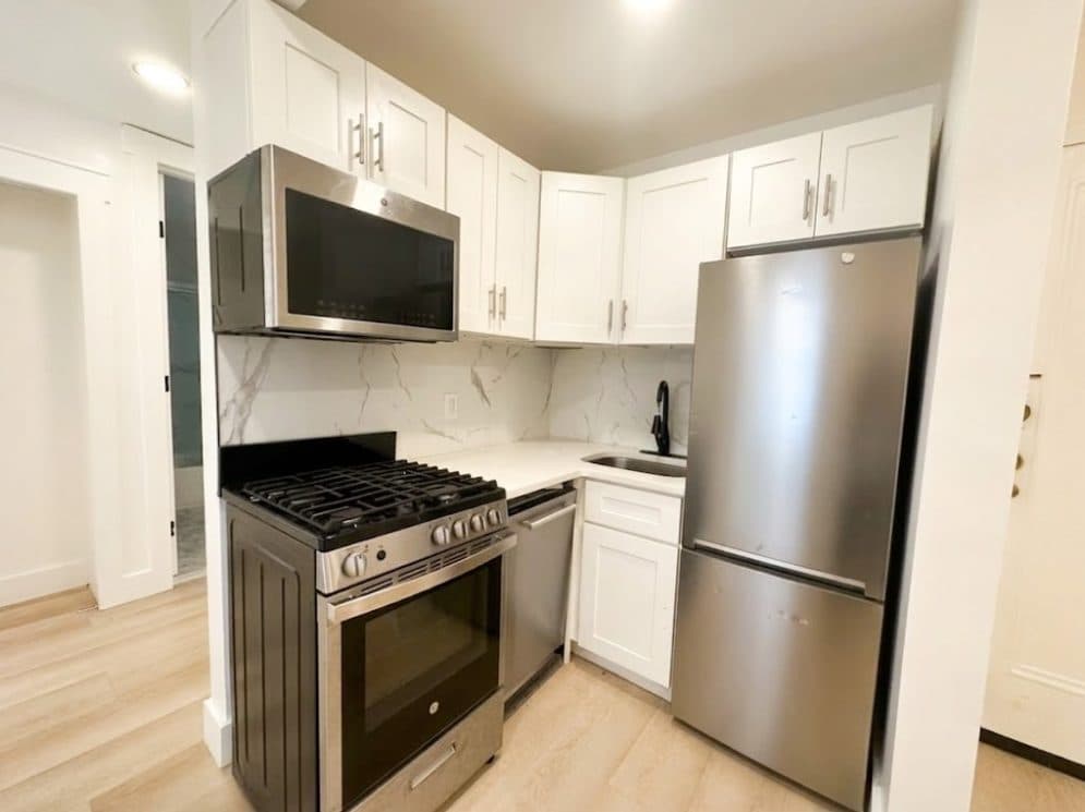 Entire apartment in Chelsea, Manhattan — photo 6 of 7